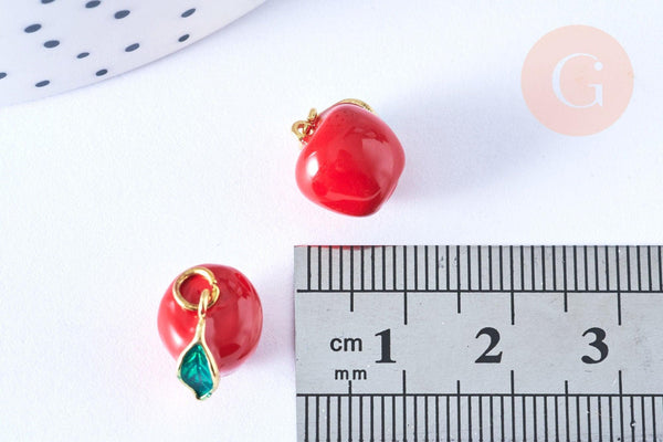 Pendentif pomme rouge laiton doré 12mm,thème fruit, création de bijoux dorés, x1 G6687