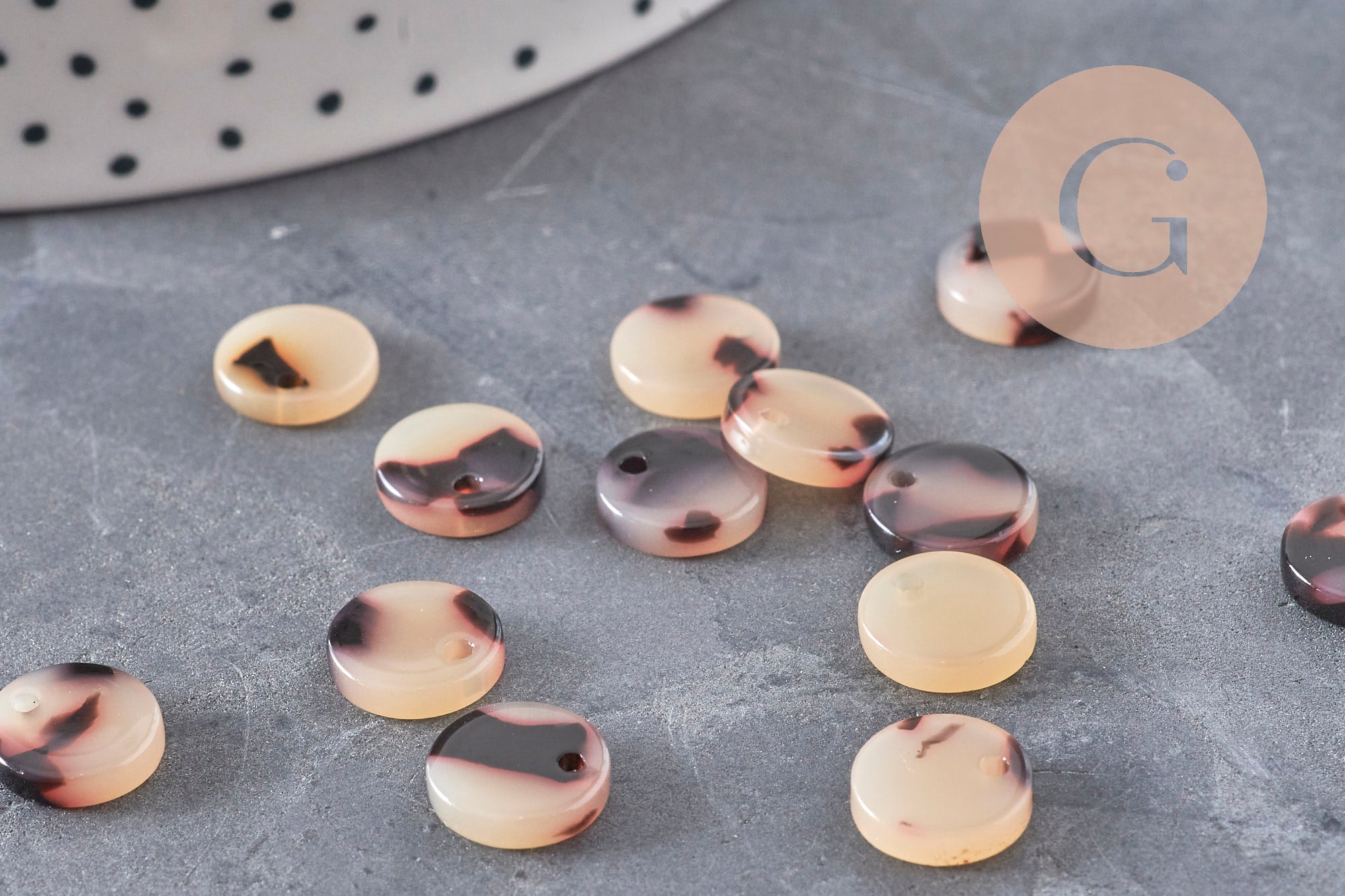 Pendentif rond beige acétate,perle acétate, perles plastique,connecteur plastique, 10mm x2 ou x10 (G2177)