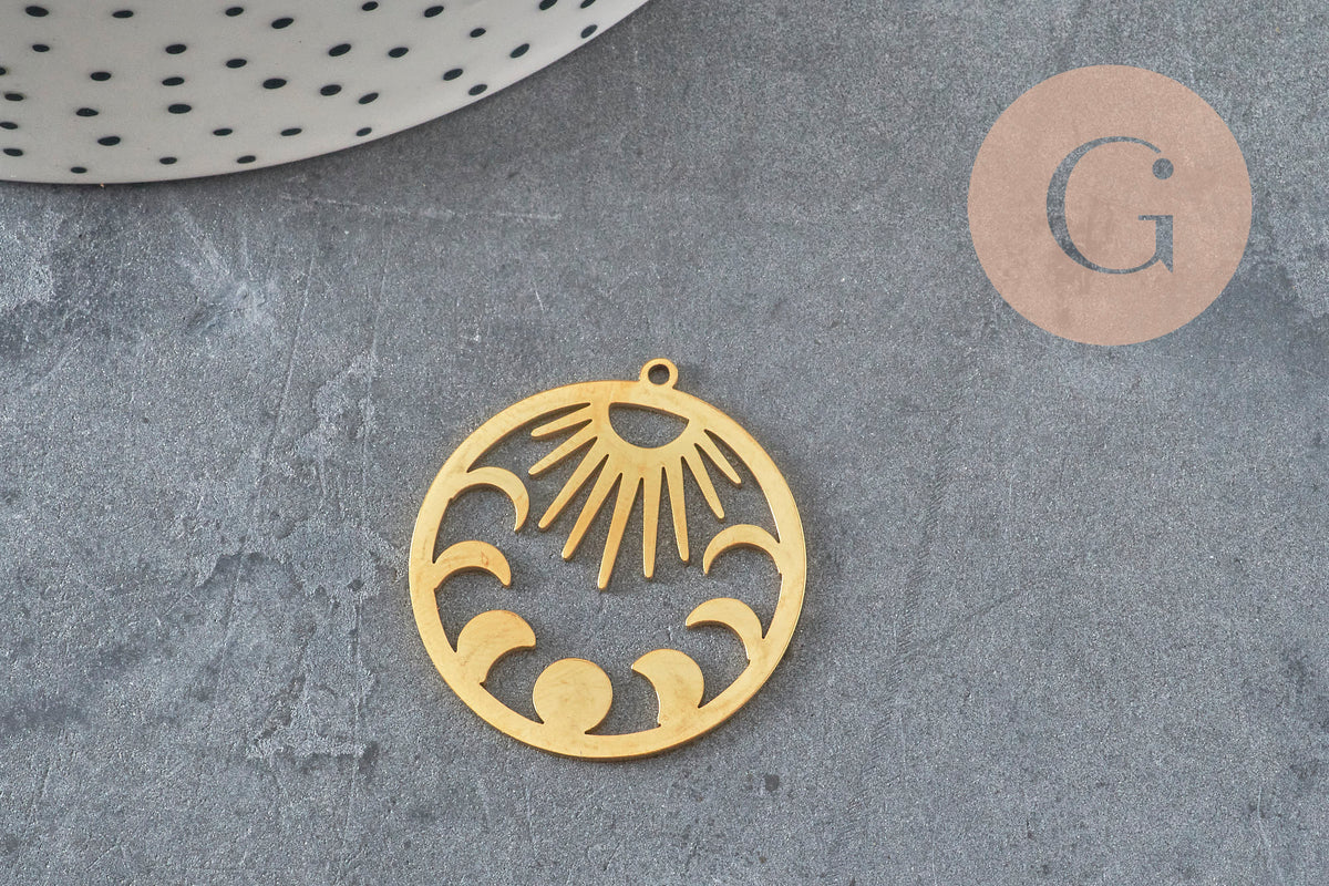 Pendentif rond lune et soleil acier 304 inoxydable doré 30mm, x1 (G6165)-Breloques et pendentifs-Gingerlily Perles
