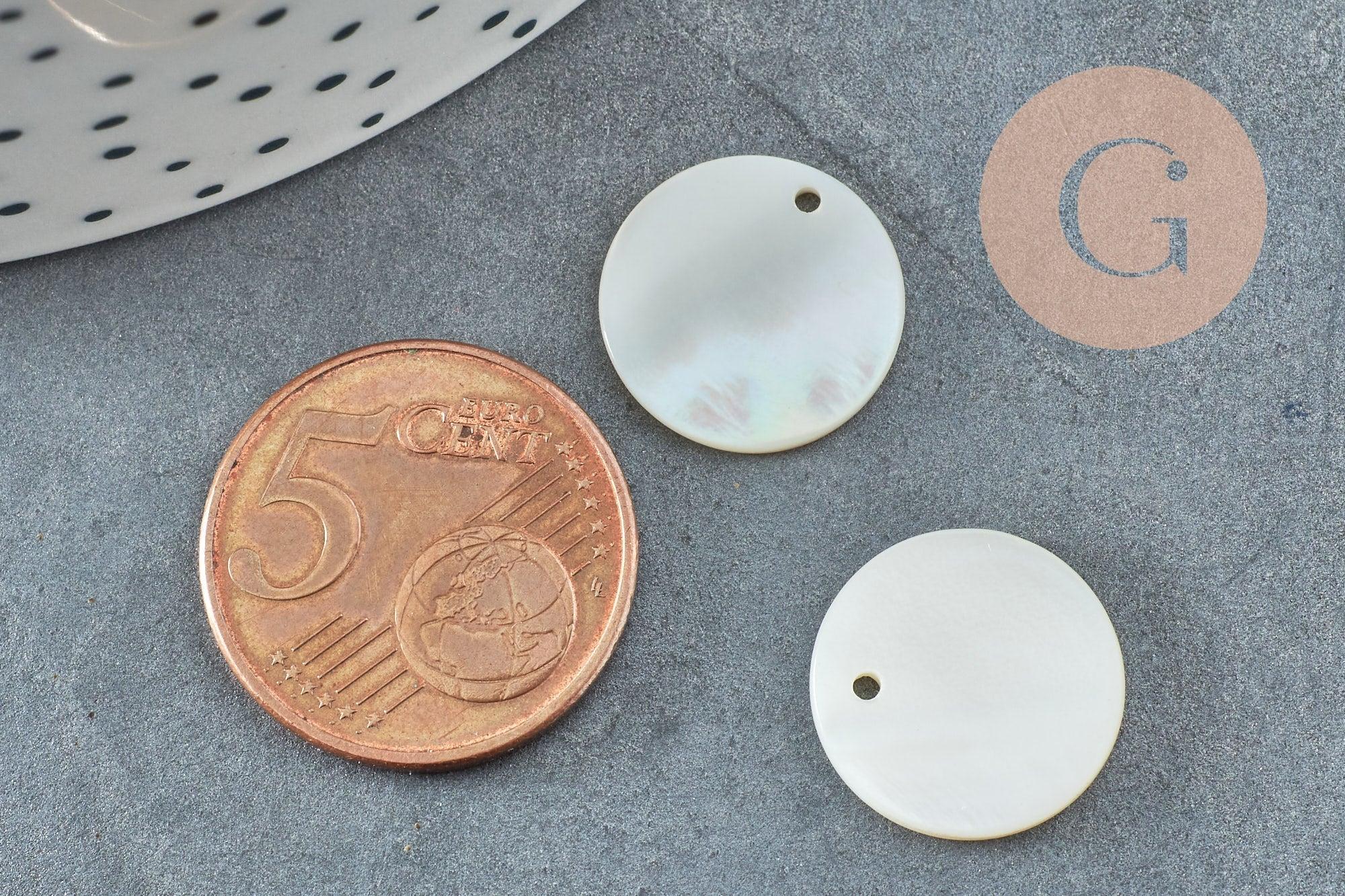 Pendentif rond nacre blanche naturelle 15mm, x10 ou x20 (G2181)