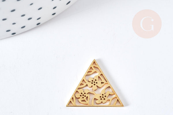 Pendentif triangle fleuri acier doré 17mm, breloque doré, acier inoxydable doré, pendentif sans nickel, création bijoux, x1 (G5925)