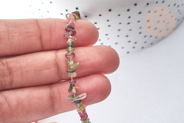 Perle Chips tourmaline naturelle couleur mixte 3~5mm,perle pierre naturelle ,x1 le fil de 40cm (G7888)
