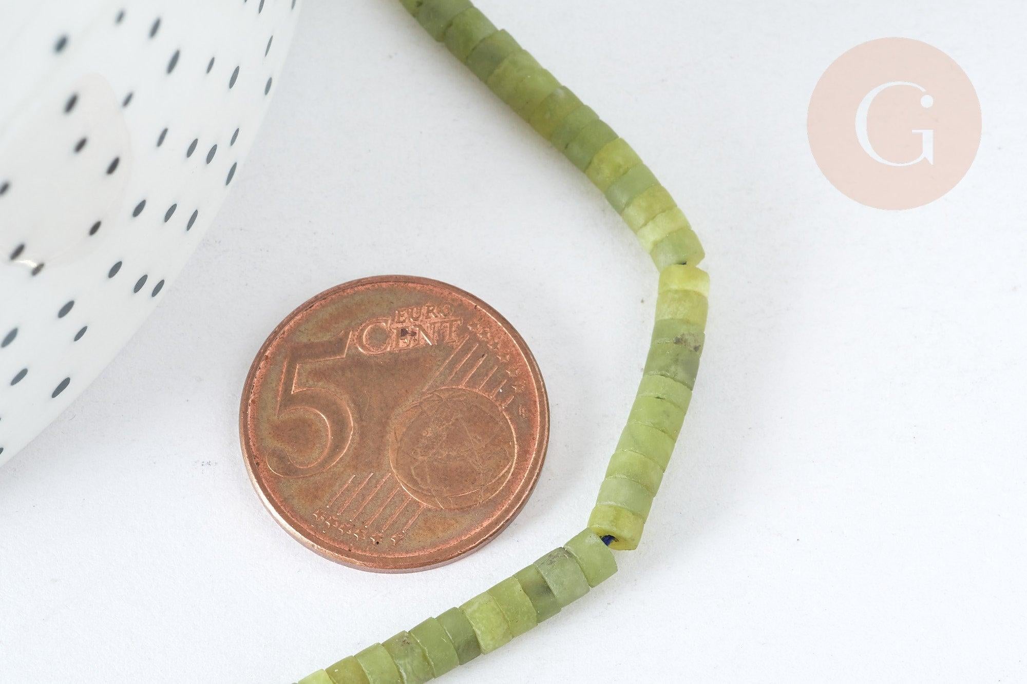 Perle Heishi jade vert 4mm, bijou en pierre naturelle,jade vert naturel, perle en pierre, fil de 44cm, x1 (G7225)