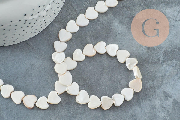 Perle coeur nacre blanche naturelle 10mm , x1 fil de 40cm (G5849)