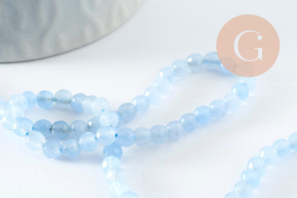 Perle jade bleu tendre,pierre jade naturel,perle facette,jade,4mm,fil de 38 cm , x1 (G2782)