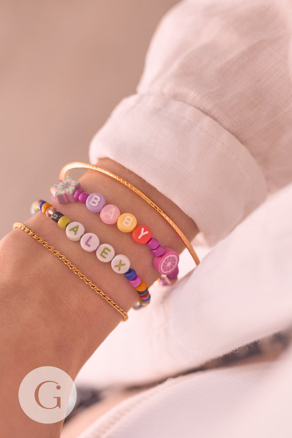 Perle ronde Lettre Alphabet plastique blanc lettre colorée, x 10Gr (G4091)