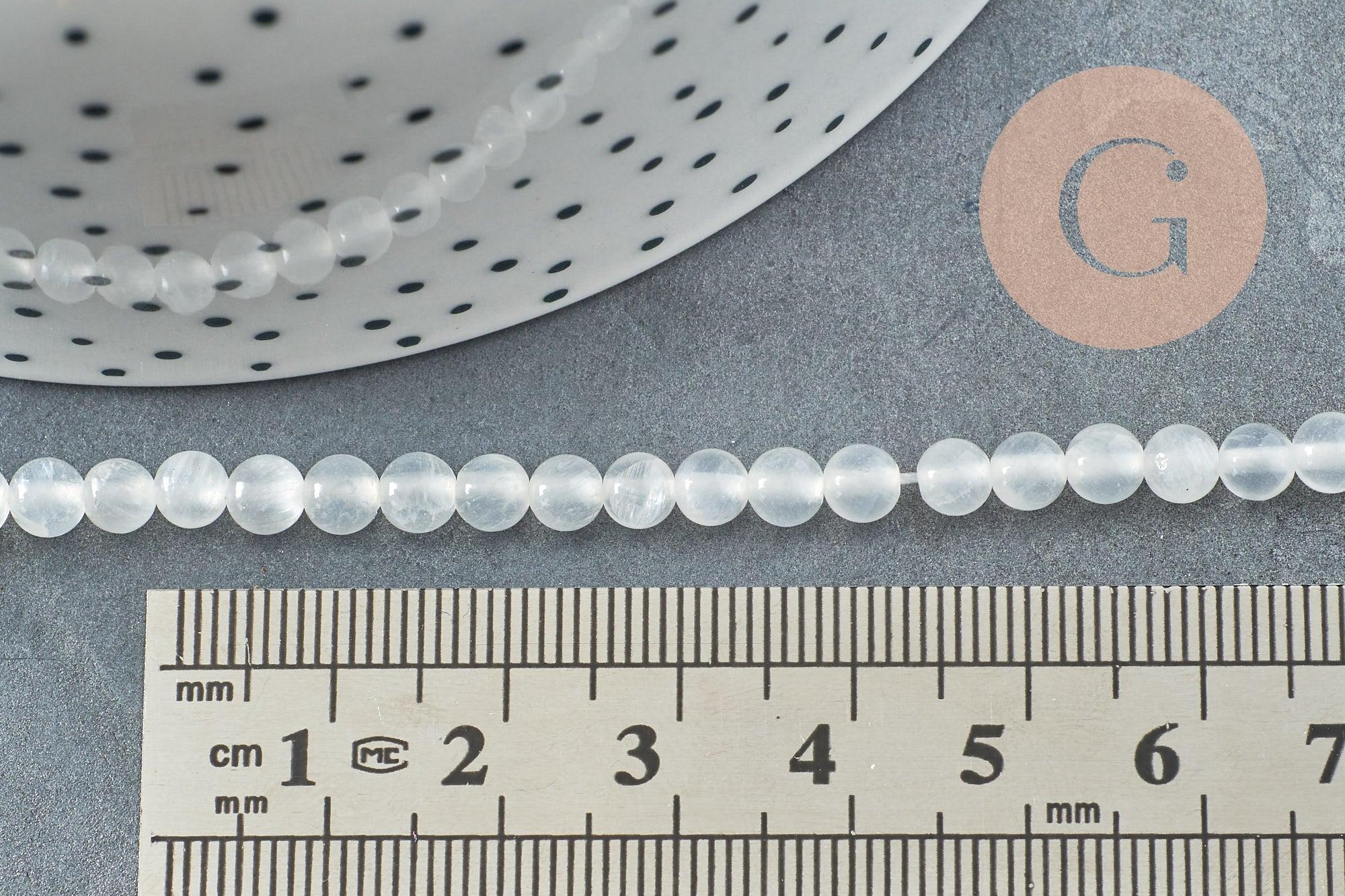 Perle ronde selenite naturelle 4mm x1 fil de 41cm (G4381)