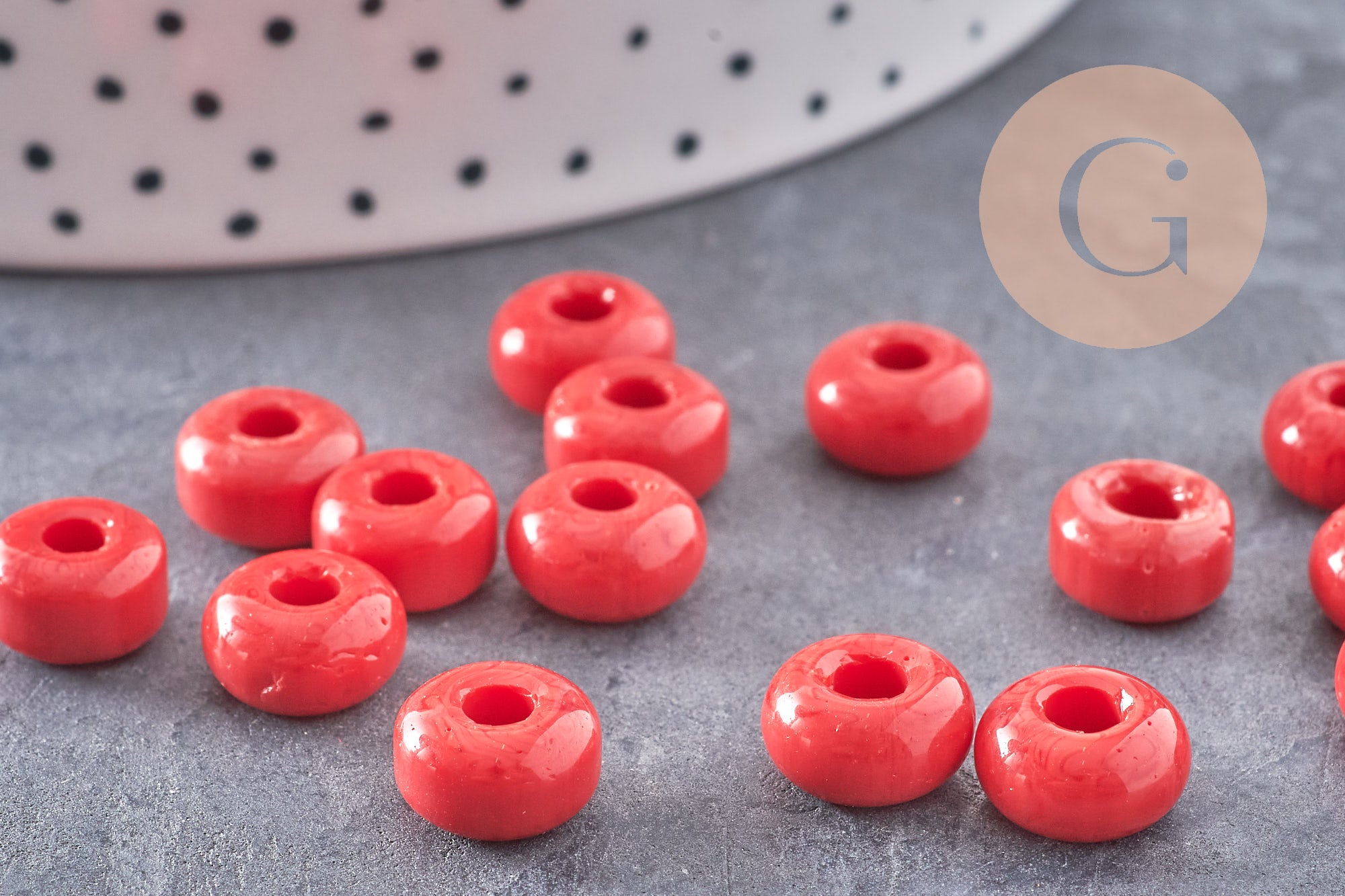 Perle rondelle donut verre opaque rouge 3-5x9mm, x 20 (G4597)
