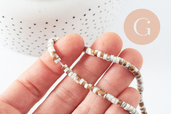 Perle rondelle howlite naturelle blanc et or 4mm, x1 fil de 39cm (G9851)