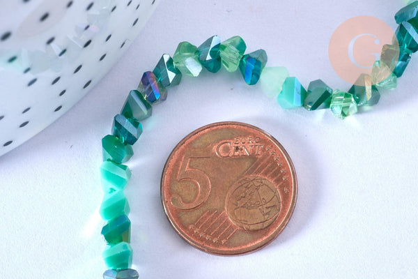 Perle triangle cristal bleu 6x3.5mm, perles bijoux, perle triangle cristal ,Perle verre facette, fil de 33cm, X1 (G6678)