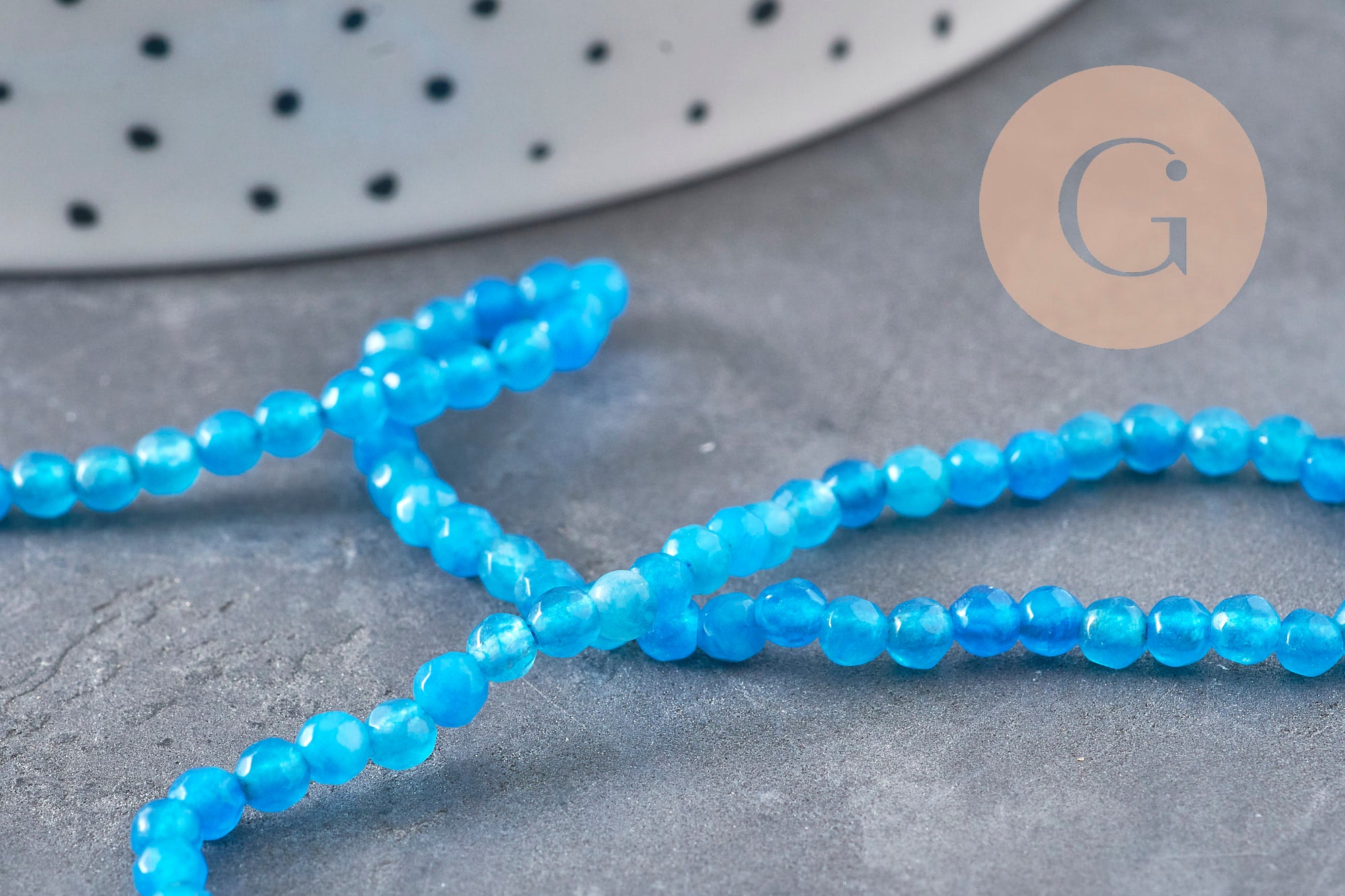Perles Agate naturelle bleu facettées 3mm, x1 fil de 38cm (G11096)