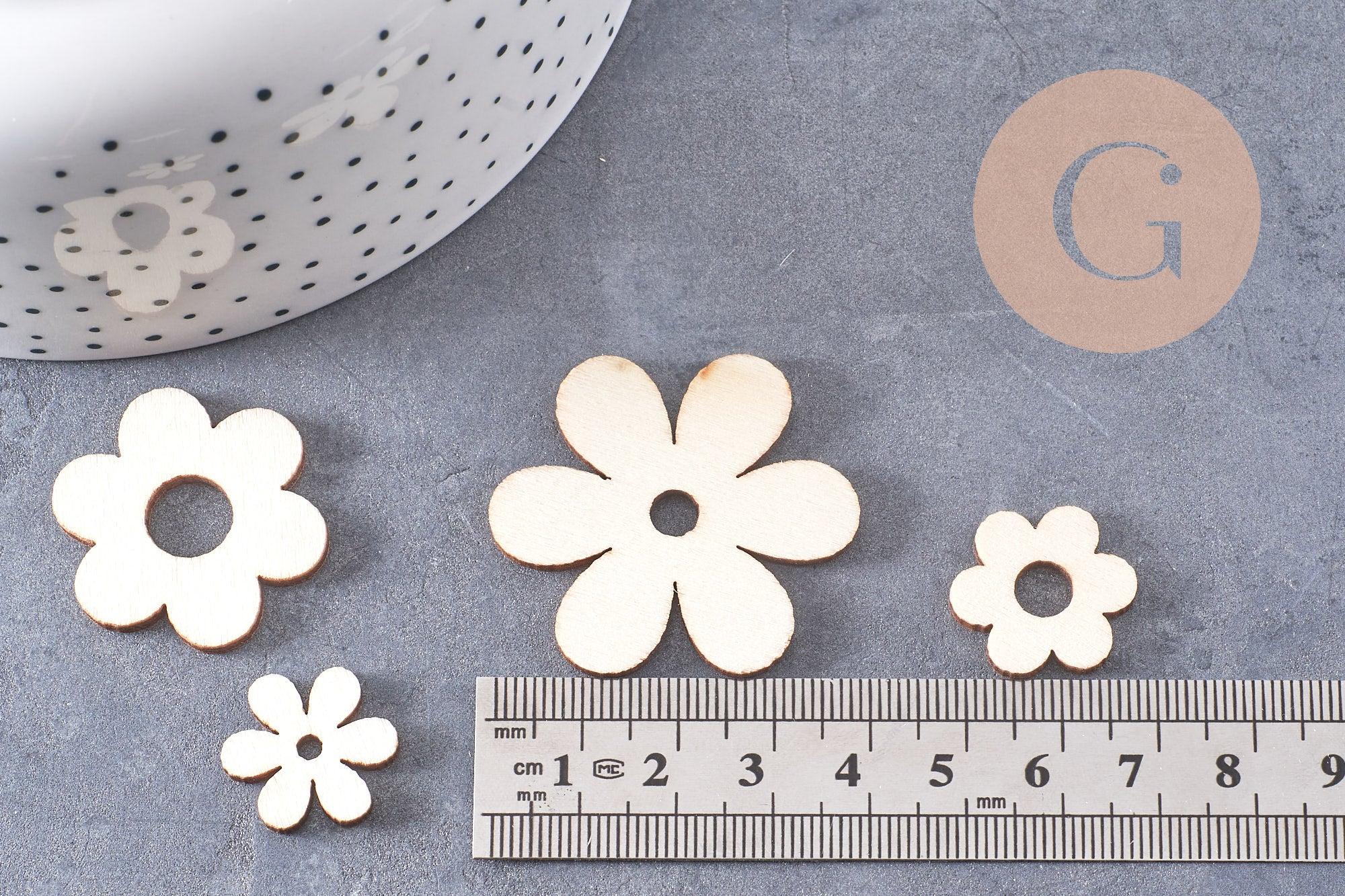 Perles Fleur en bois brut rondes 18-39mm, x10 (G10543)