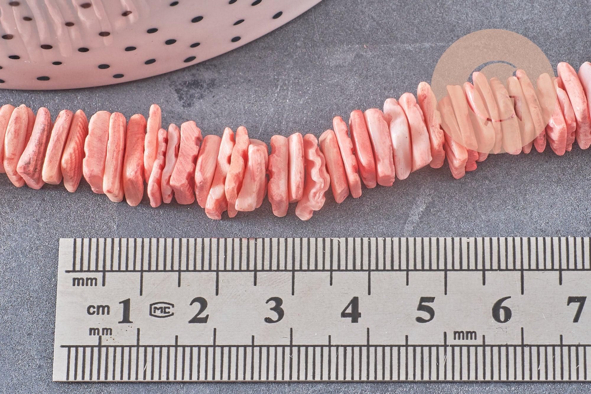 Perles chips coquillage naturel teinté en rose 15mm, fil de 40cm, x1 (G0147)