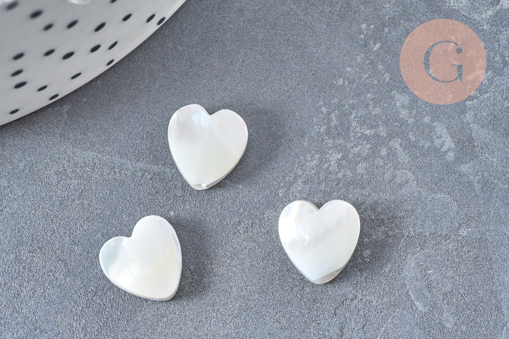 Perles coeur nacre blanche 10mm, création de bijoux nacre naturelle, fil de 40cm, x1 (G6831)