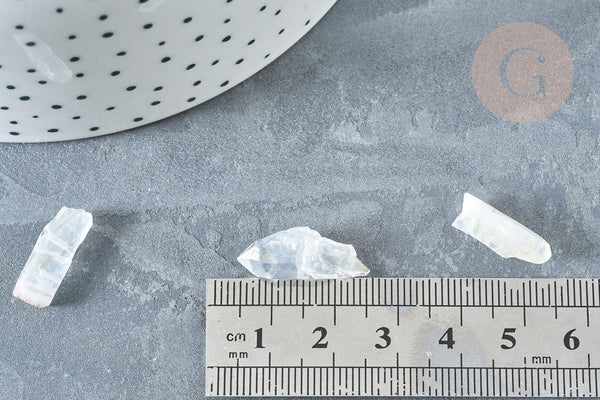 Perles cristal de roche naturel irisé 10-40mm, une pierre brute en cristal pierre naturelle, x5 (G3210)