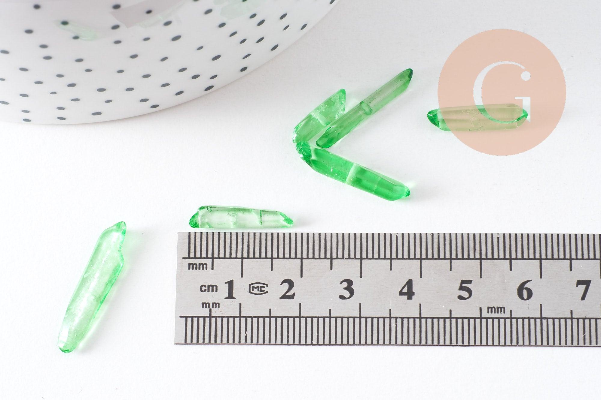 Perles cristal de roche vert,pierre brute, création bijoux,perle pierres, pierre naturelle, 14-30mm, x10 G0323