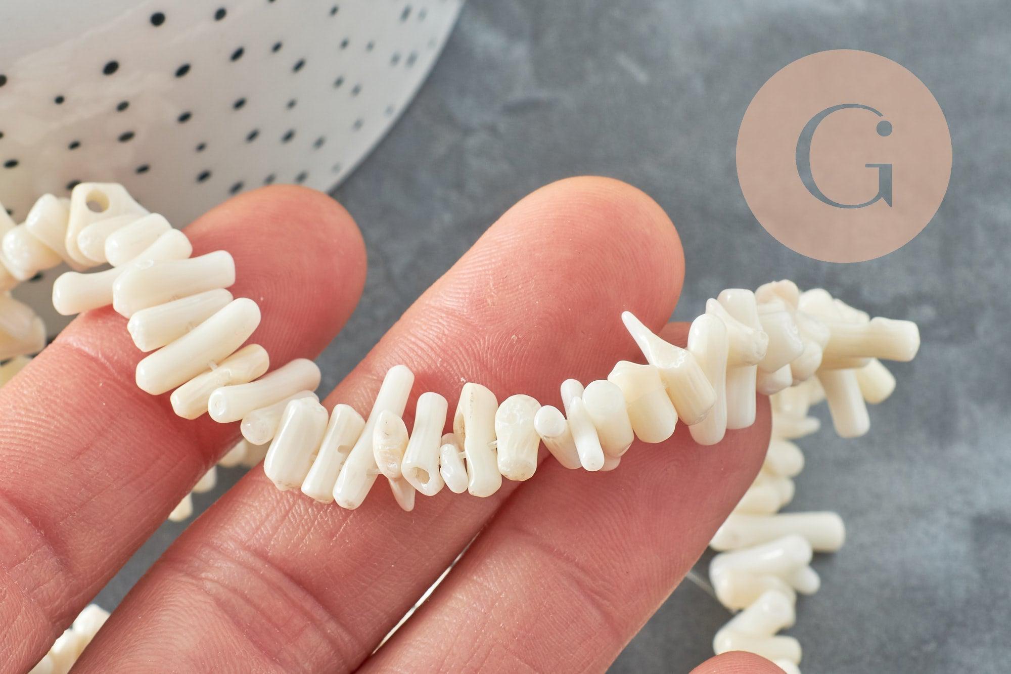 Perles en corail blancnaturel 3-12mm, x1 fil 40cm (G0985)