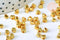 Perles intercalaires facettées doré cœur 3.5mm, perles doreés, x50 (G5577)