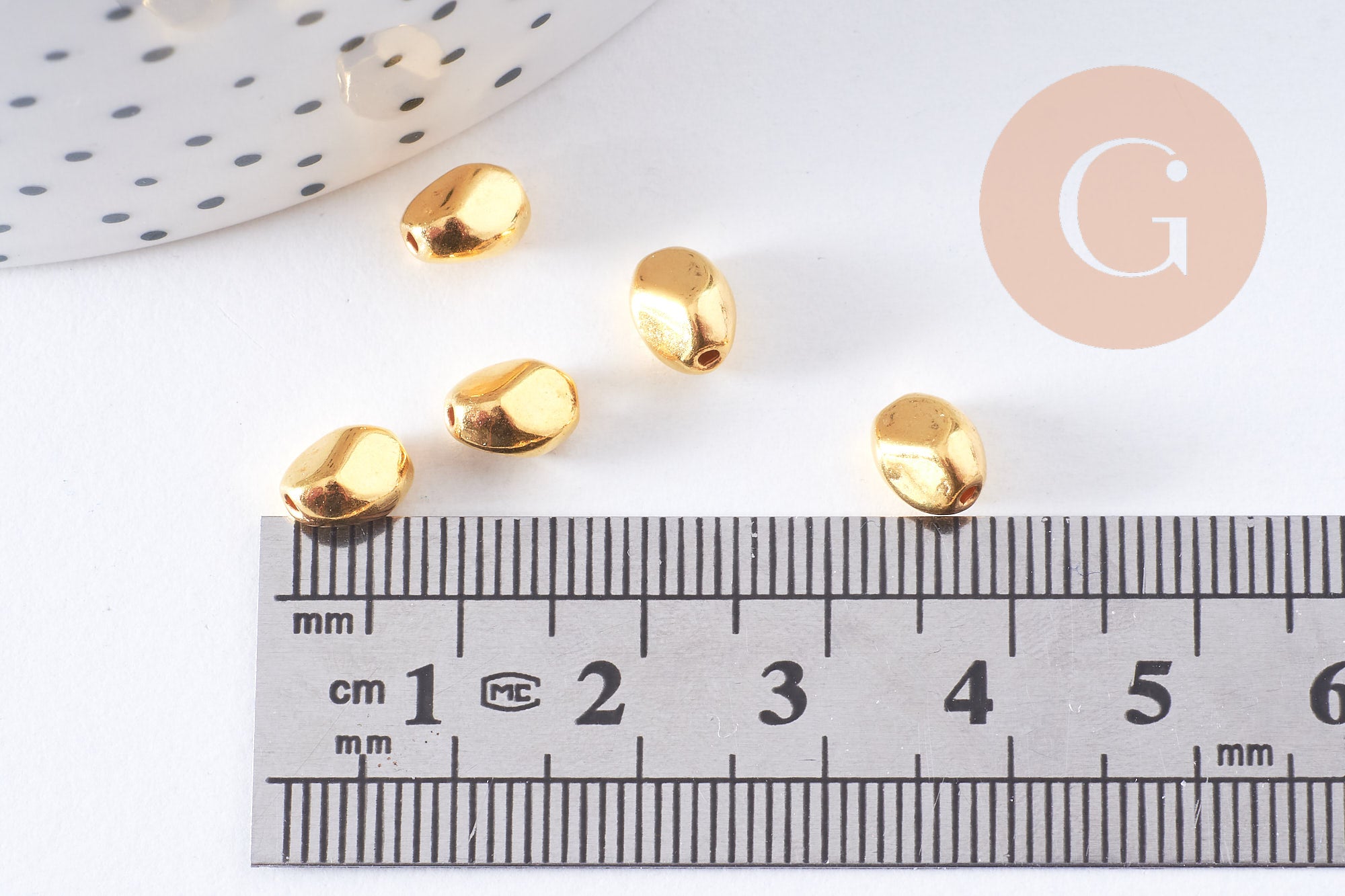 Perles intercalaires nuggets zamac doré vieilli 6x5mm, x40 (G10686)