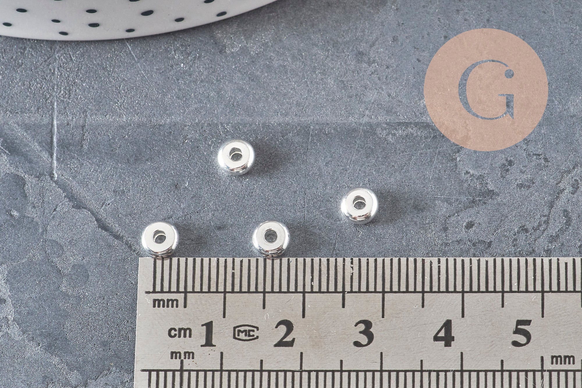Cuentas espaciadoras redondas de acero inoxidable 304 plateado de 5 mm, x10 (G11173)