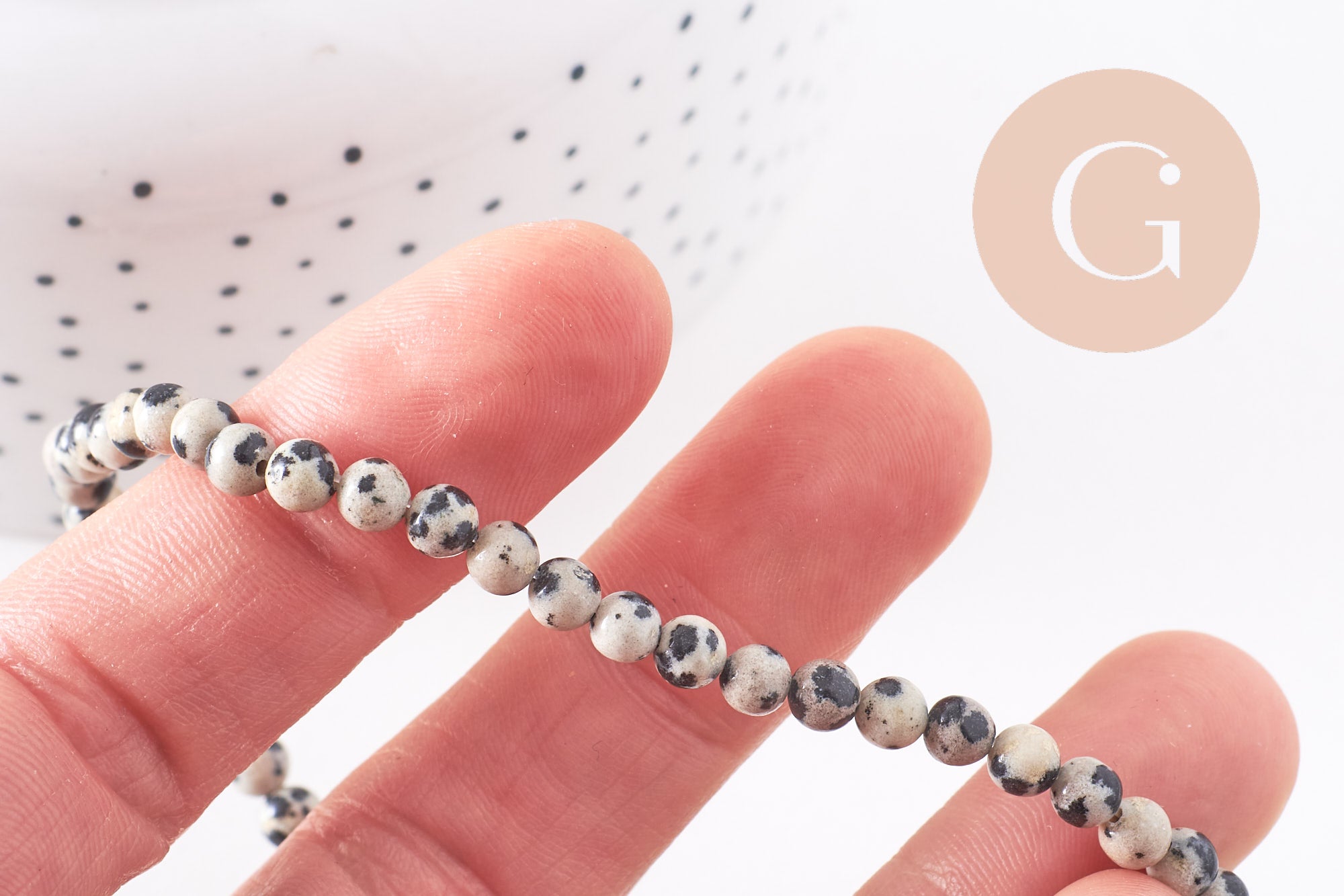 Perles jaspe dalmatien naturelle 4mm, x1 fil de 24cm (G0326)