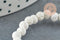 Perles lave blanche naturelle 4mm, x1 fil de 40cm (G0590)