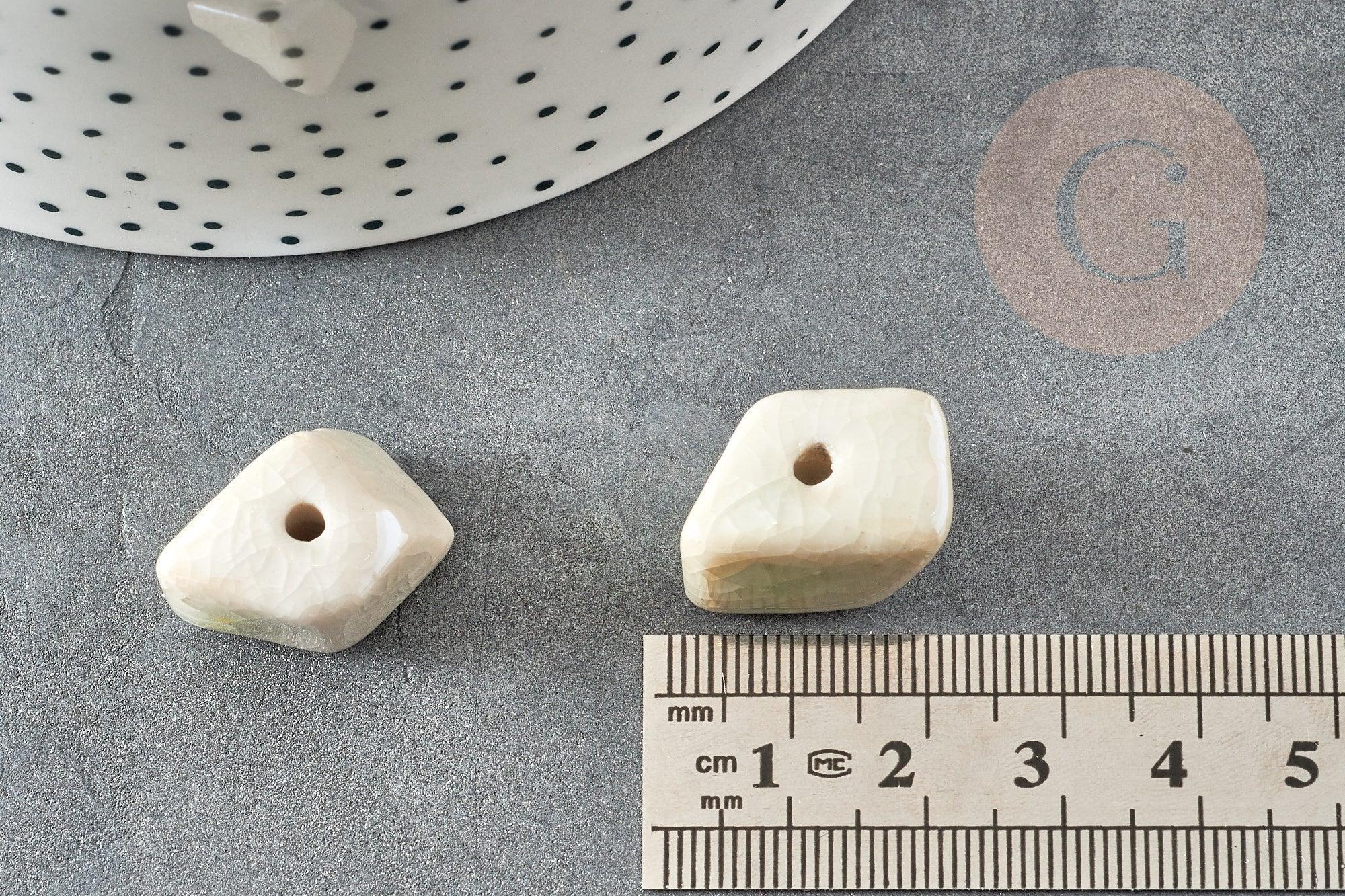 Perles pépite géométrique céramique blanche 20mm, perle porcelaine pour création bijoux DIY x10 (G9151)