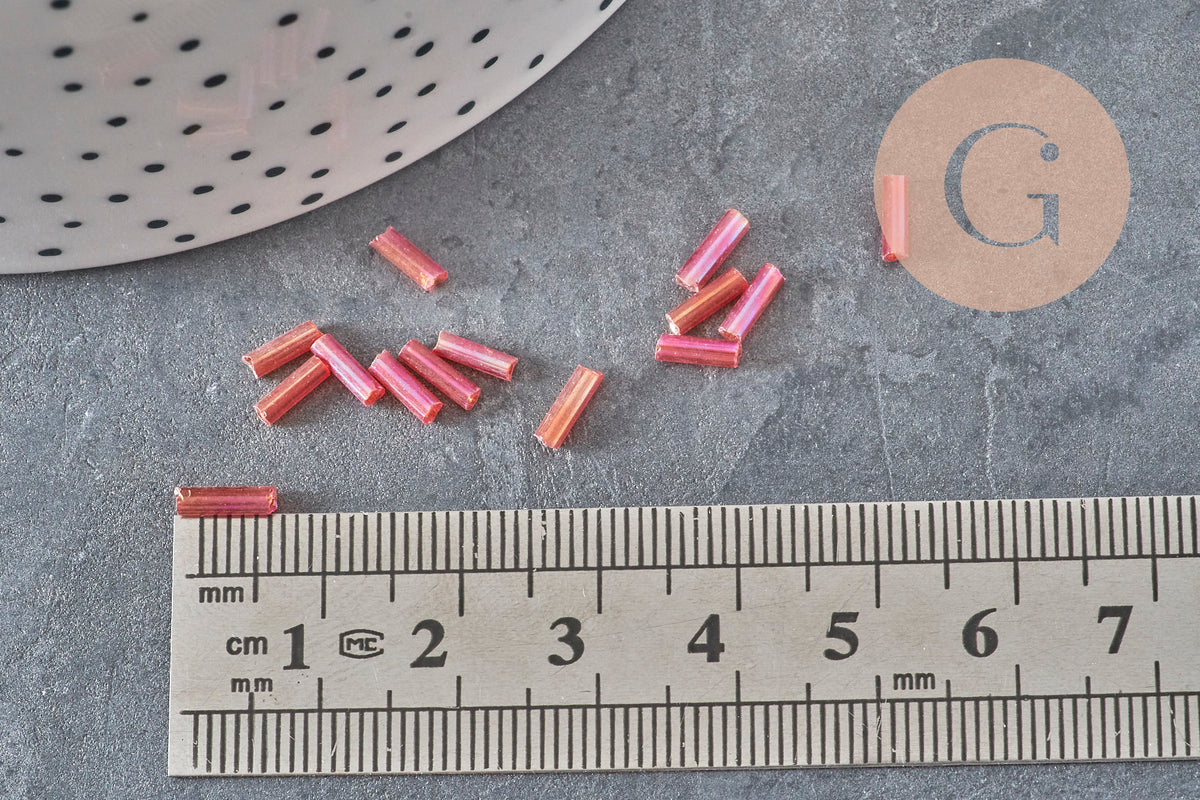 Cuentas de semillas de tubo rojo iridiscente, cuentas de tubo, cuentas de semillas rojas, cuentas rojas iridiscentes, 6 mm x 2 mm, x 5 gr G0666