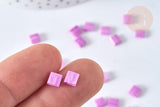 Perles rocailles carrées en verre rose lila 4.5mm 2 trous x 50 (G7484)