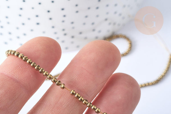 Perles rondes dorées métallisées verre 2,5mm, le fil de 35.8cm, x1 (G7850)