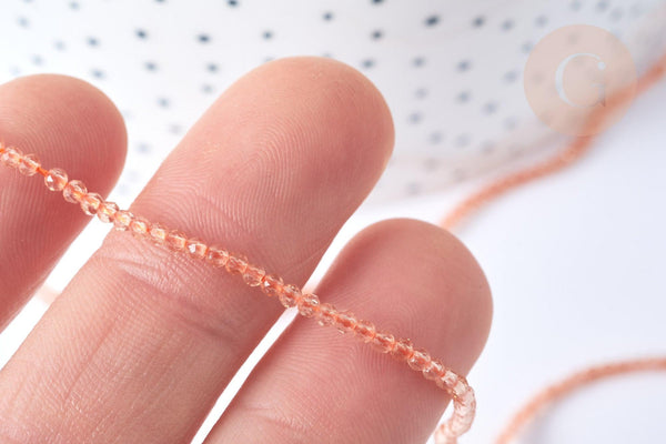 Perles rondes verre cristal beige facettes 2mm, x1 fil de 38cm (G7947)