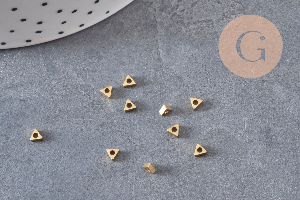 Cuentas triangulares separadoras de latón crudo chapado en oro de 3mm x10 VÁLIDO