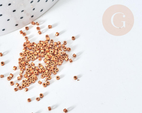 Perles tube cuivre métallisé mat façon Delica miyuki 2mm, x1 Sachet 8g (G7760)