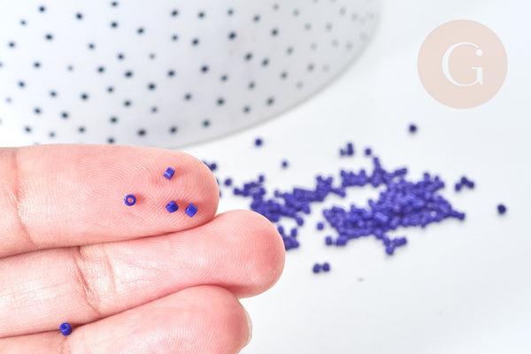 Perles tube verre bleu roi façon Delica miyuki, x1 sachet de 8g (G7769)