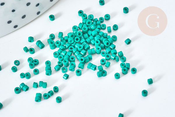 Perles tube verre vert façon Delica miyuki, x1 sachet de 8g (G7780)