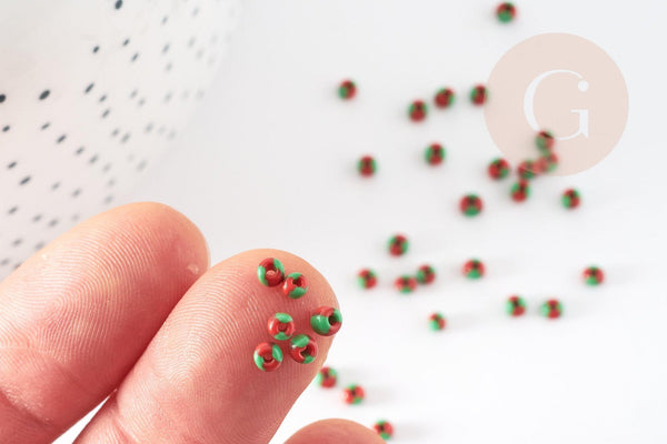 Petite Perle rocaille rayé rouge vert 2.5x3mm, x 10gr (G5397)