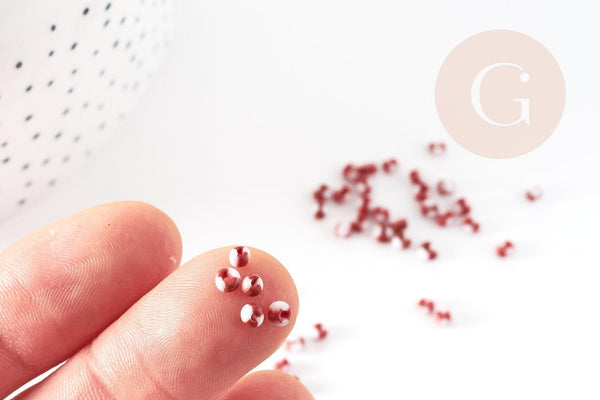 Petite perle rocaille rayé rouge blanc 1.5x2mm, x10g (G2670)