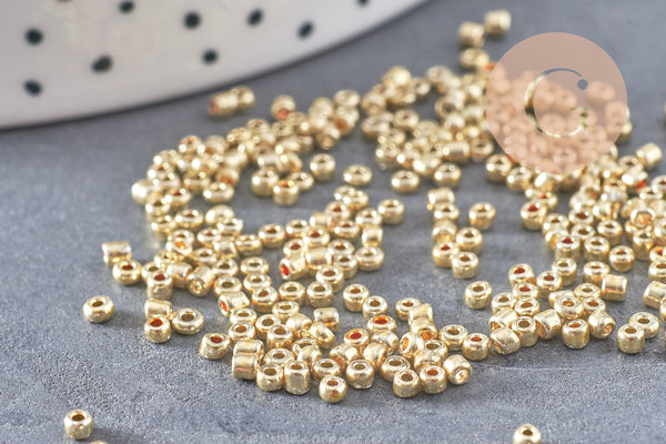 Petites perles rocaille dorée brillantes 2mm, x 20gr (G2034)