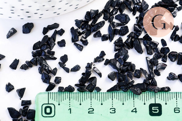 Sable chips pierre tourmaline noire 2-12mm non percé, x20gr (G5786)