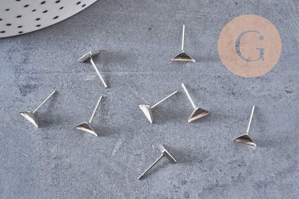 clous-puces oreille platine triangle 8x7mm, x10 (G1796)