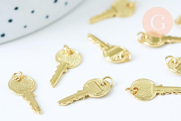 Pendentif breloque clef laiton doré 28.5mm, un pendentif d'amour pour création de bijou doré clé en laiton, x1 (G6173)