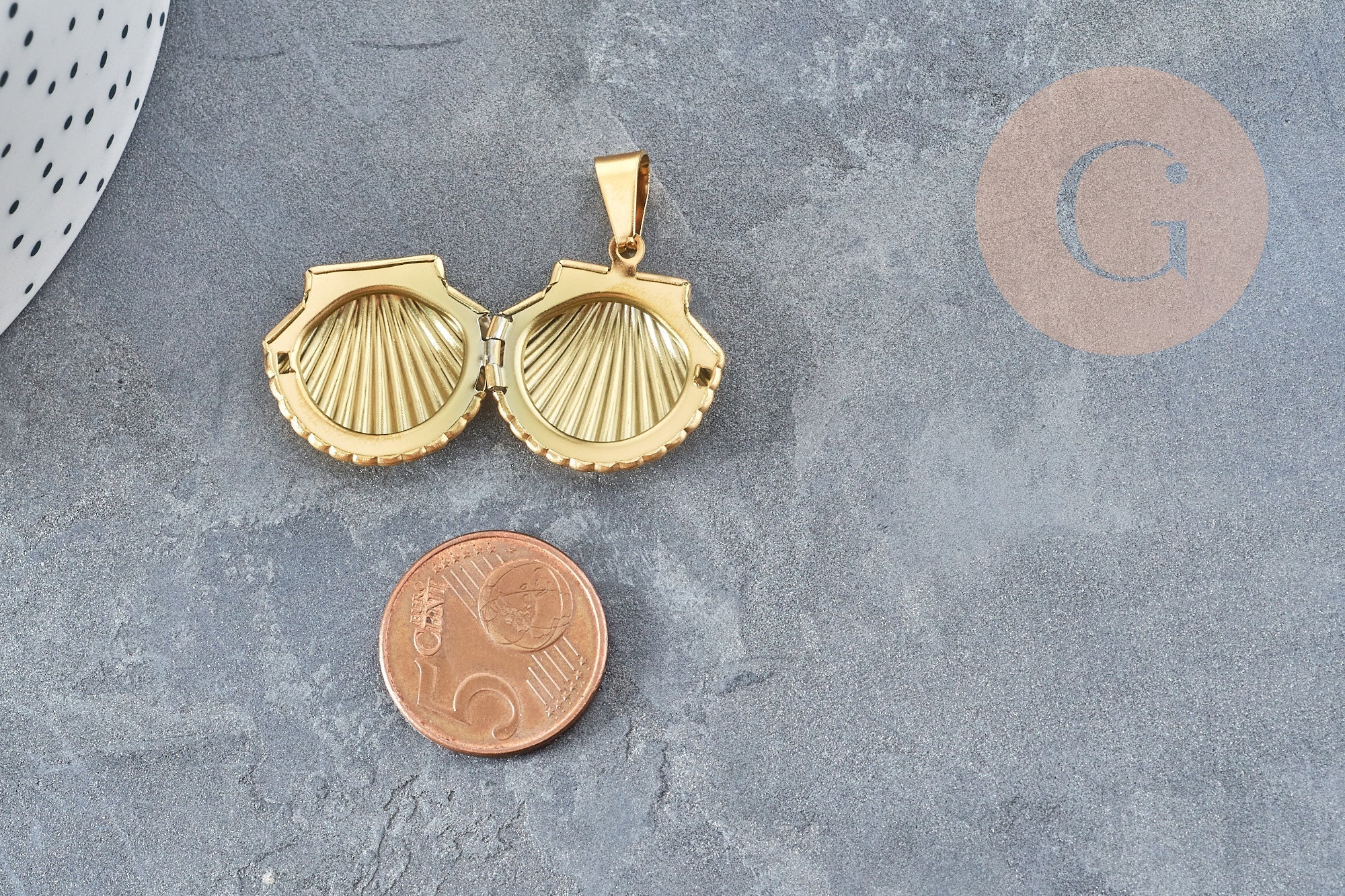 pendentif locket coquillage acier IP inoxydable doré 18K/platine 23.5mm,x1 (G4552)