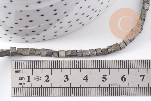 perle pyrite carrée , pyrite naturelle,pierre pyrite ,3mm,x1 fil de 120 perles (G2786)
