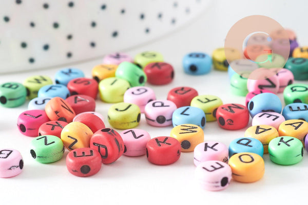 perle ronde Lettre Alphabet plastique multicolore,perle plastique,création bracelet mots, x10Gr (G1970)