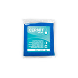 Pâte polymère Cernit Opaline Bleu 250g dans son emballage plastique, idéale pour des créations translucides.