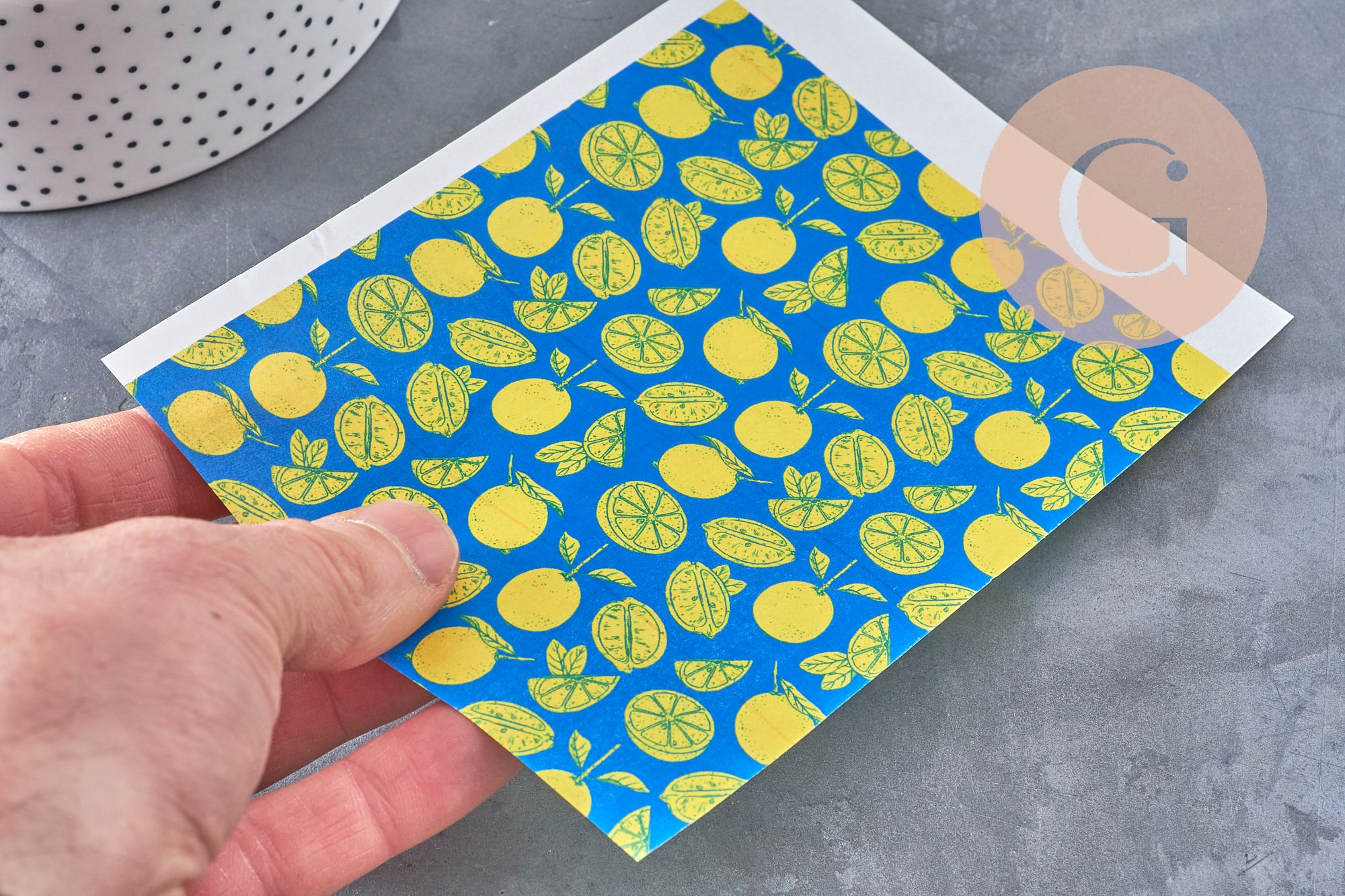 Feuille de transfert polymère – Motif Citrons Fond bleu 14x10 cm, x1 (G11010)