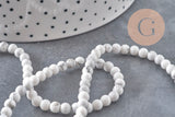 Perle ronde howlite blanche naturelle 4mm, x1 fil de 38cm (G11091)