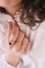 Bague réglable médaille soleil cristal acier doré Taille 54, x1 (G6408)
