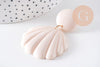 Boucles d'oreille coquillage résine colorée acier 316 inoxydable doré 59mm, la paire (G10354)