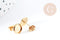 Boucles puce support cabochon rond 6mm laiton doré 16K, la paire (G8922)